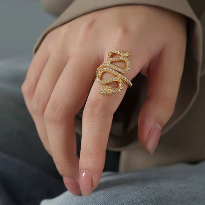 Nova Glow - Snake Ring with Crystals