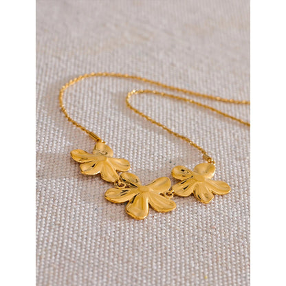 Golden Blossom: 18K Gold Flowers Necklace