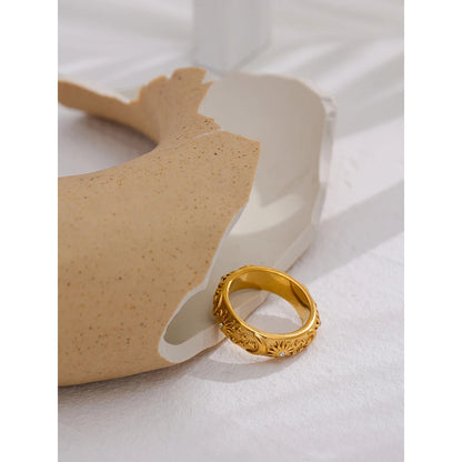 Celestial Eclipse: Sun and Moon Gold Ring