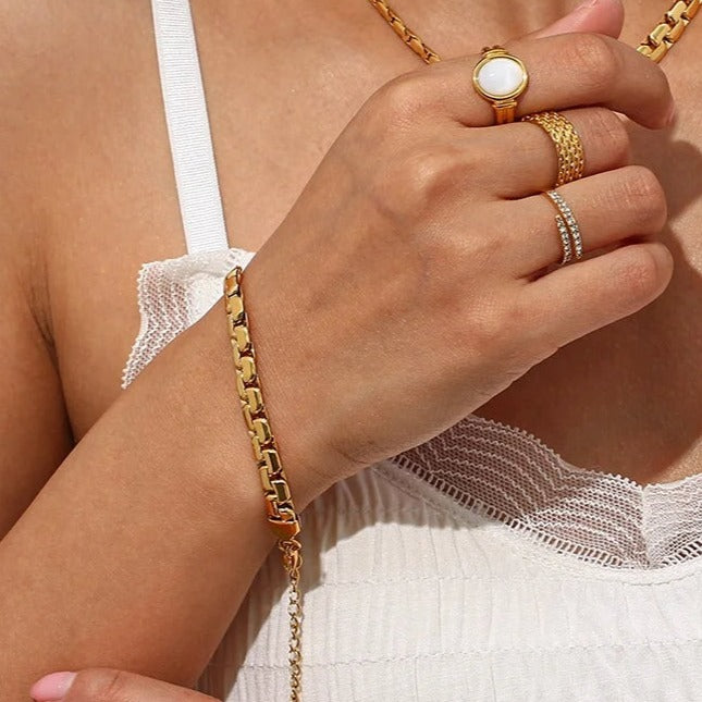 Golden Grace: Thick Chain Bracelet