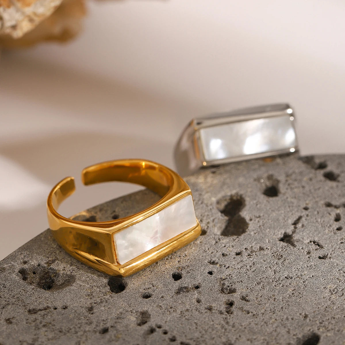 Rectangular Open Ring with Mother of Pearl Gold/Silver