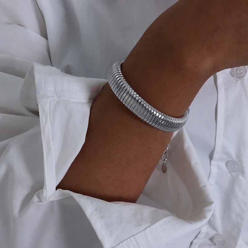 Fusion Bands - Silver Necklace and Bracelet Set