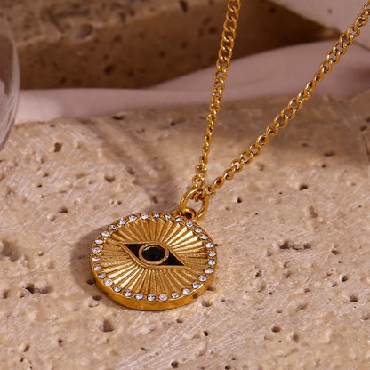 Golden Gaze: Evil Eye Gold Necklace