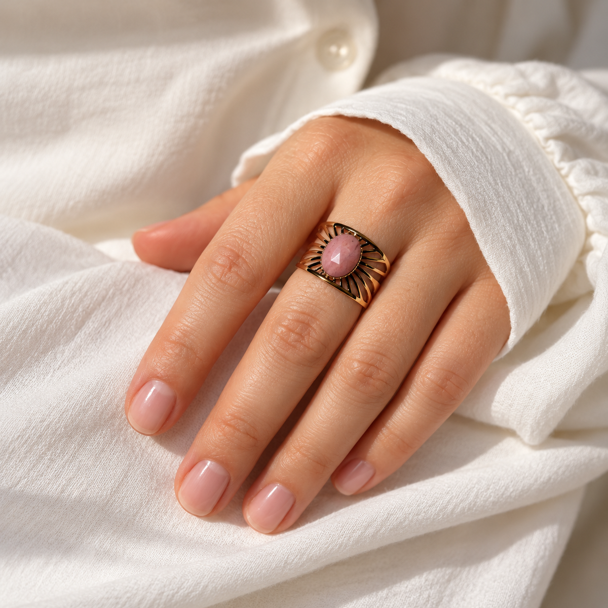 Aurelia – Rhodonite Gemstone Ring