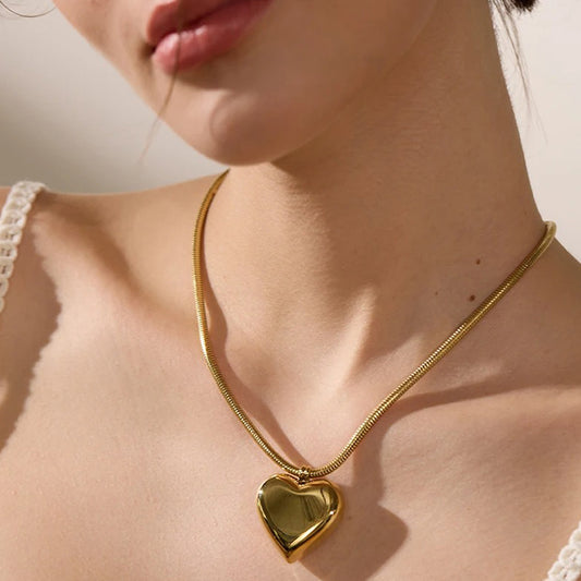 Abundant Harmony - 18k Heart Necklace