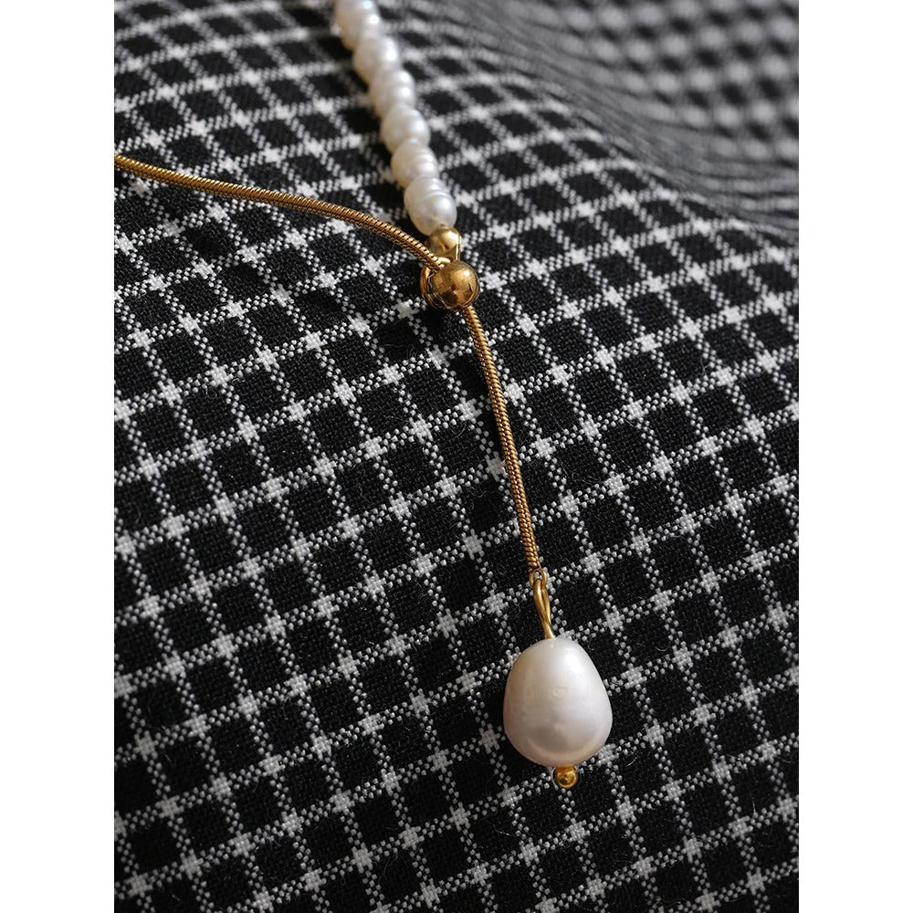 Free and harmony - Necklace with Natural Pearls