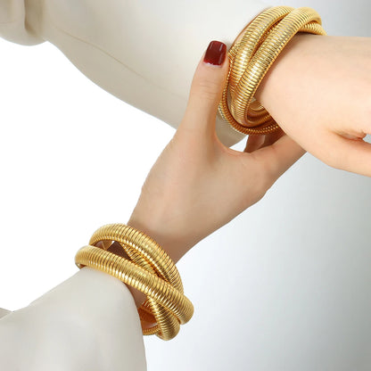 Twisted Majesty - 18k Gold Elastic Wide Twisted Bracelet