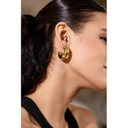 Bold Elegance: Gold Chunky Huggie Earrings