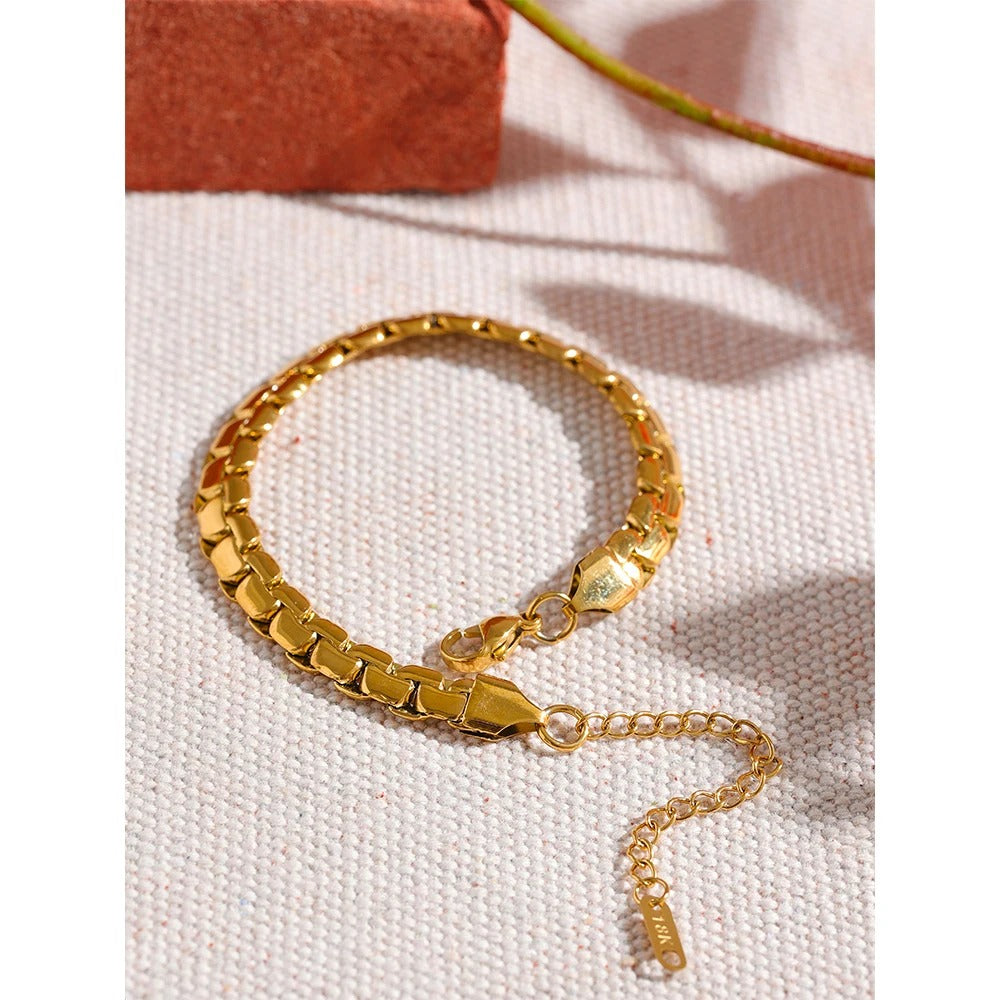 Golden Grace: Thick Chain Bracelet