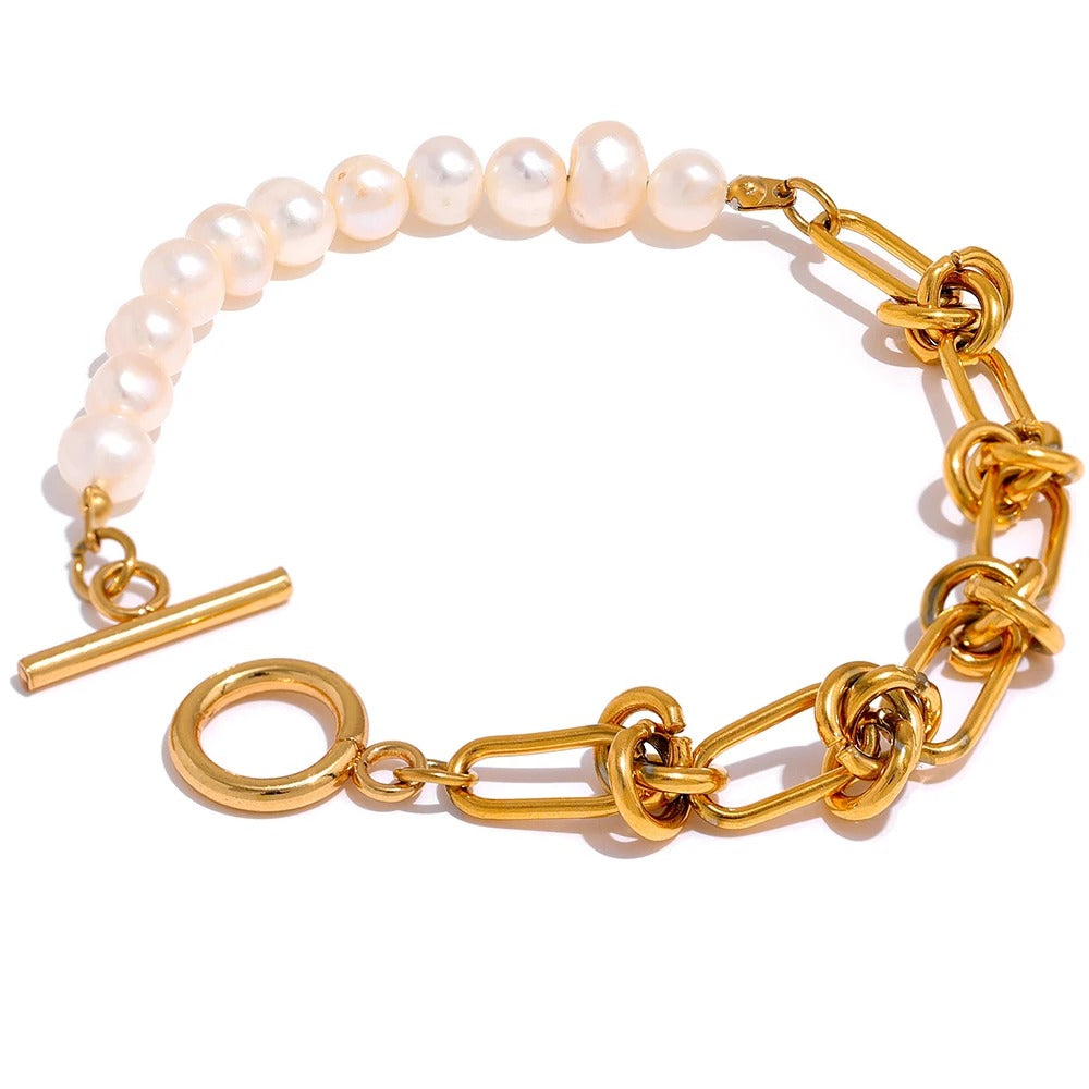 Inner Light - 18k Bracelet with Natural Pearls